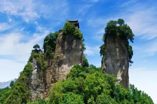 窦团山景区