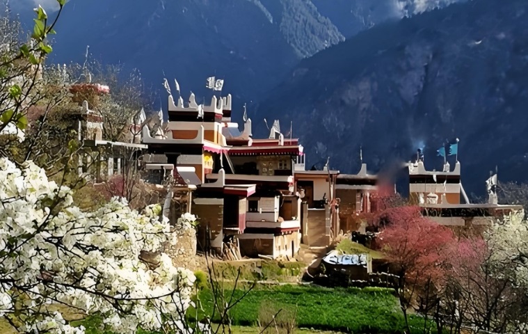 丹巴甲居藏寨风景区