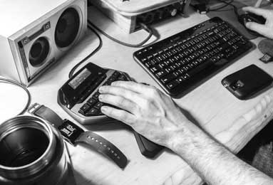 “五稂液”100多元一箱，哪来的——起底直播间“名优老酒”造假产业链